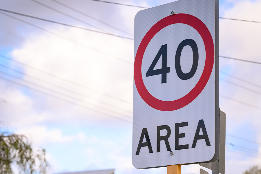 40km/h on local roads Image