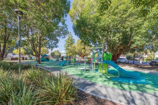 Braithwaite Park toddler playground - 031A3458 HDR