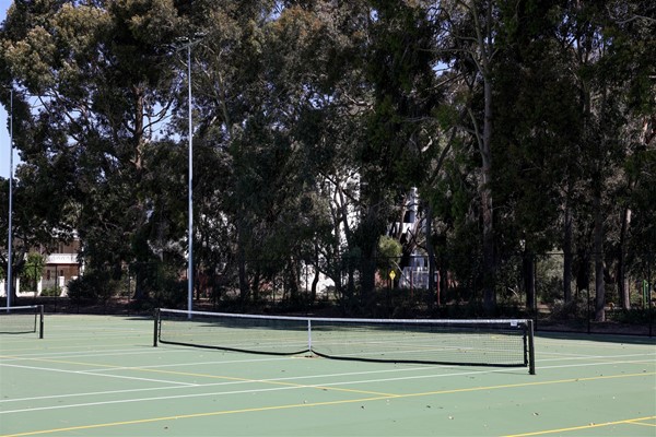 Robertson Park Redevelopment - Robertson Park